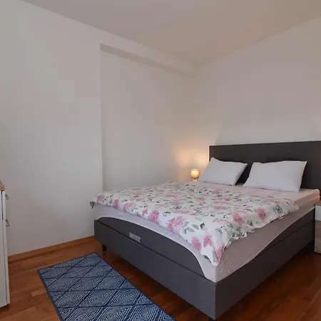 Borna Apartment